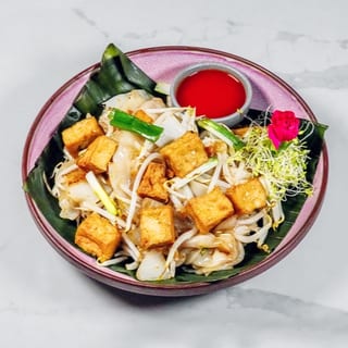 Thai Street Noodles